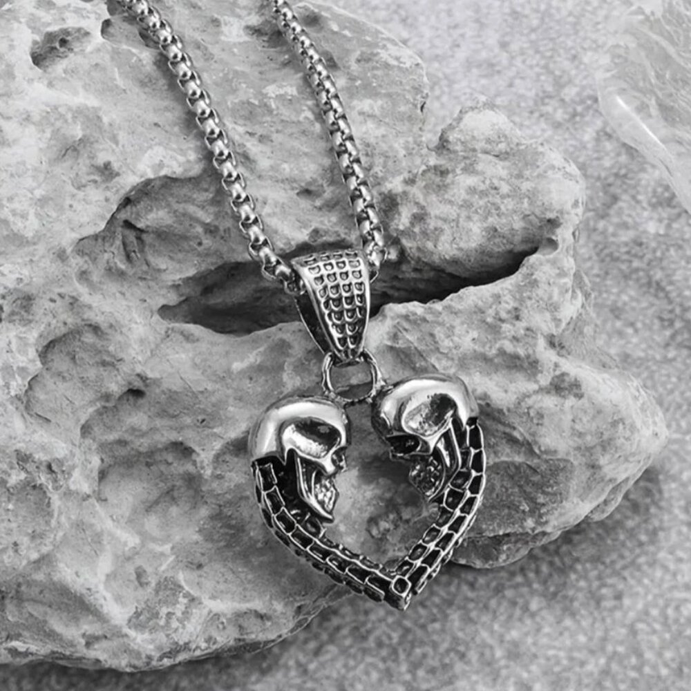Lovers Connected Necklace | Skull Heart Silver | Gothic Punk Alternative Emo